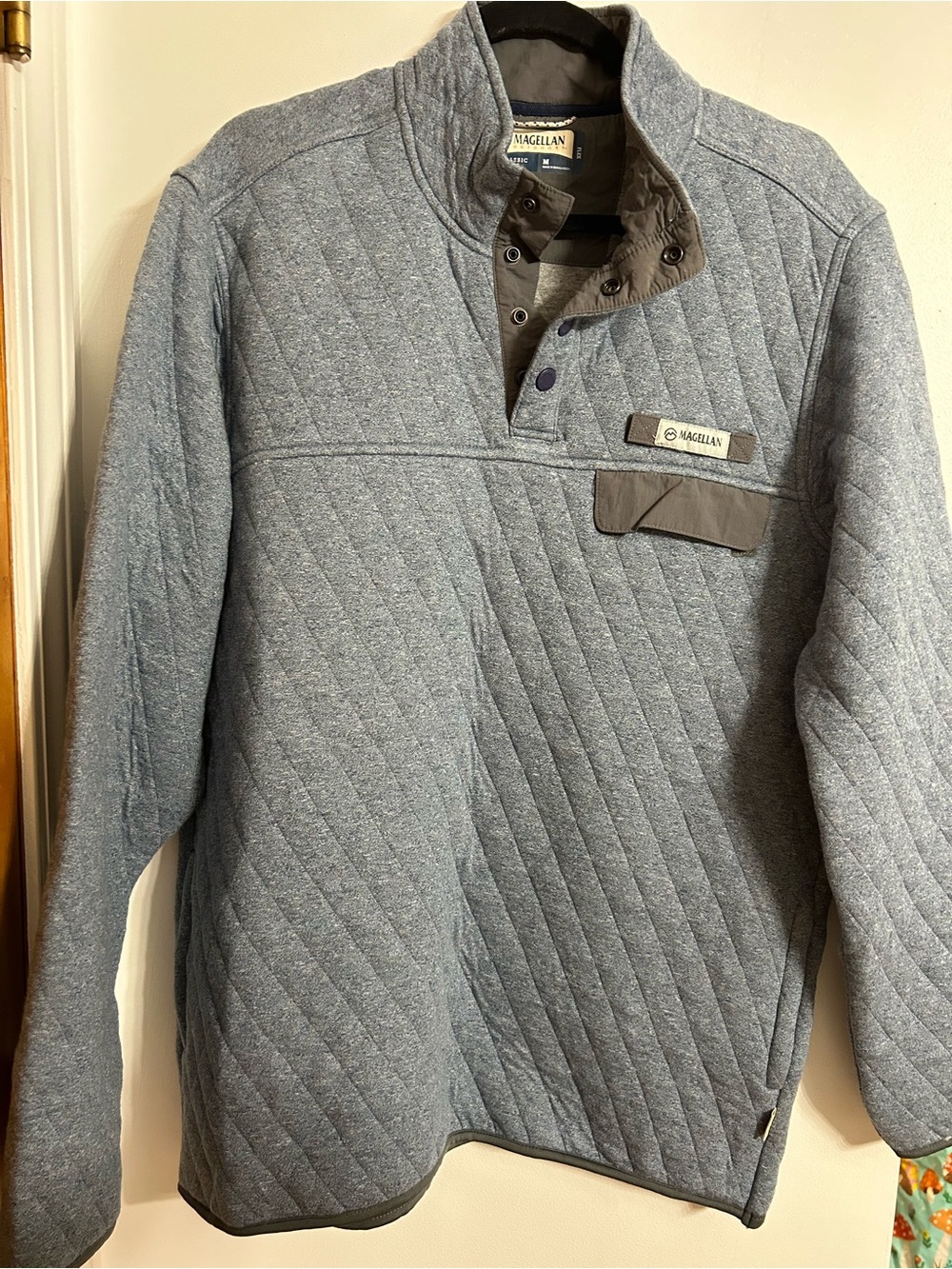 Magellan Outdoors Men's Quilted Pullover - Heather Gray with Charcoal Accents